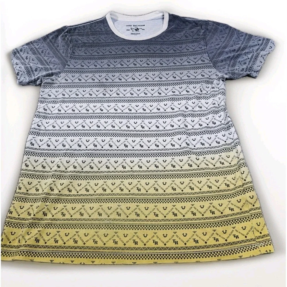 True Religion T-Shirt Mens Medium Grey Yellow Gradient Logo Print Short Sleeve